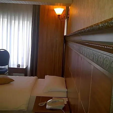 Отель Marya 3*