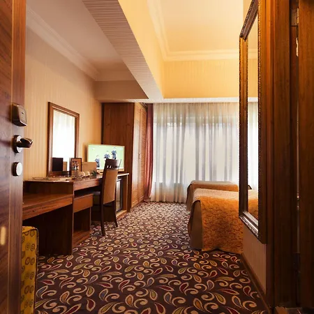 Hotel Marya 3*